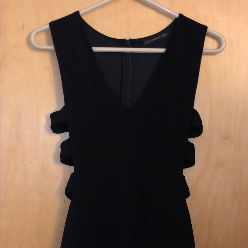 Black midi side cutout dress